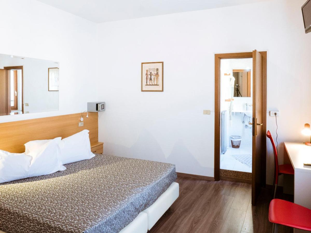 Hotel Doria Nago Eksteriør billede