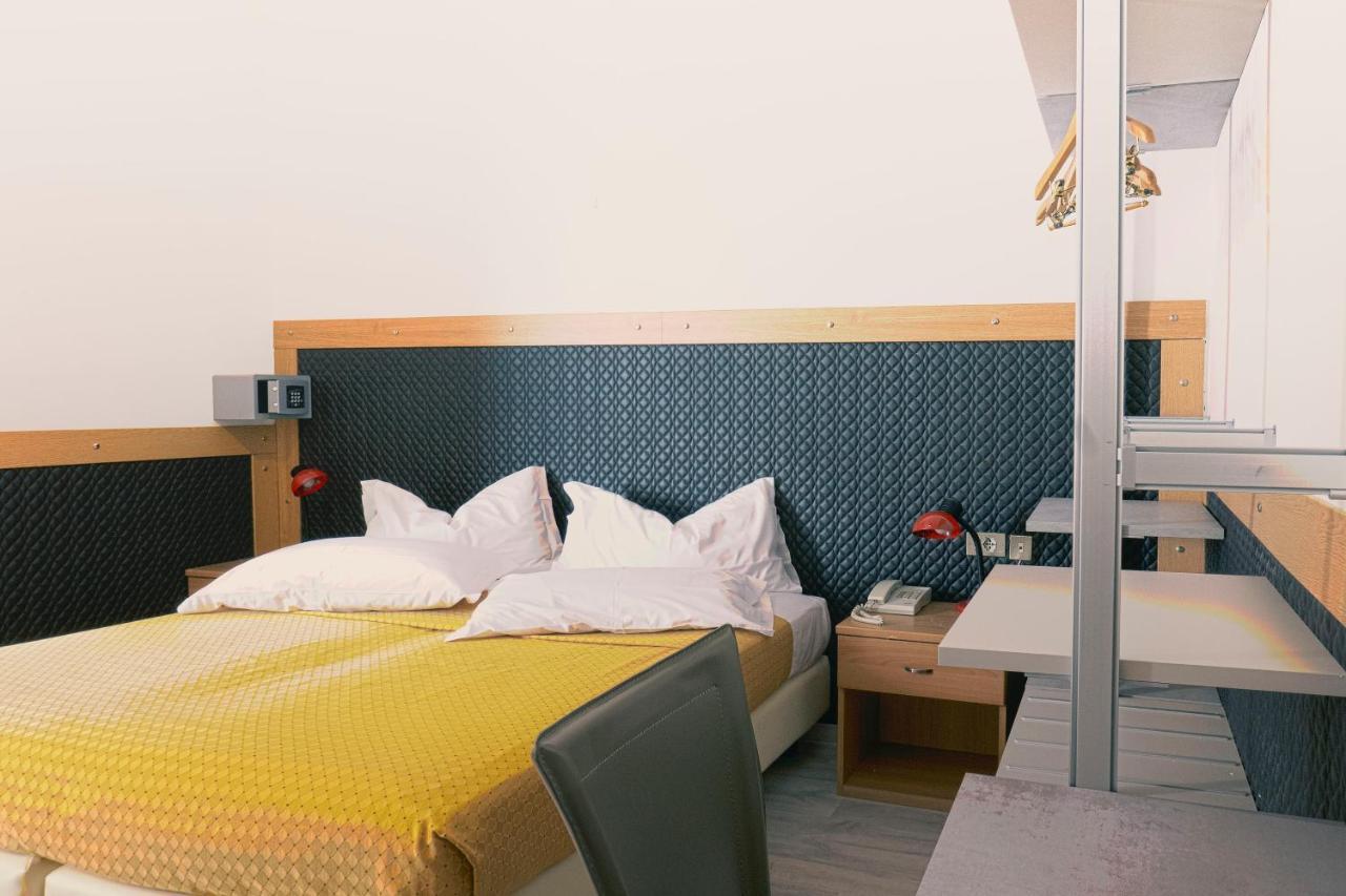 Hotel Doria Nago Eksteriør billede